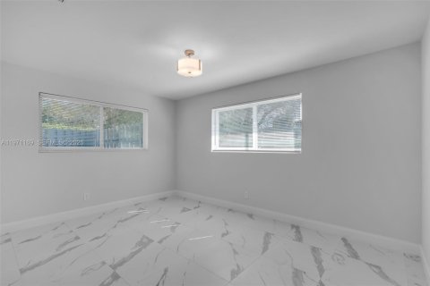 House in Boca Raton, Florida 4 bedrooms, 195.19 sq.m. № 2032732 - photo 26