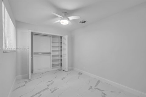 House in Boca Raton, Florida 4 bedrooms, 195.19 sq.m. № 2032732 - photo 25