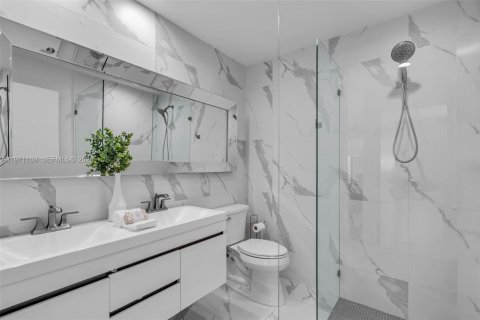 House in Boca Raton, Florida 4 bedrooms, 195.19 sq.m. № 2032732 - photo 30