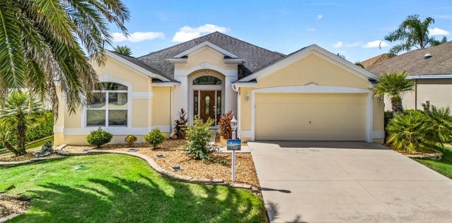 Villa ou maison à The Villages, Floride 3 chambres, 179.3 m2 № 2430822