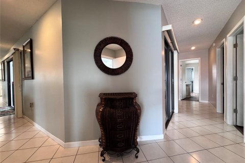 Villa ou maison à louer à Rotonda, Floride: 2 chambres, 157.38 m2 № 1533223 - photo 3