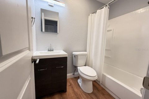 Apartamento en alquiler en Tampa, Florida, 2 dormitorios, 69.86 m2 № 1870669 - foto 14