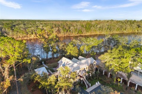 Casa en Branford, Florida 3 dormitorios, 259.29 m2 № 2110460