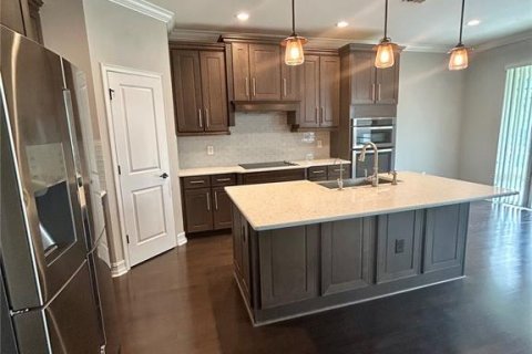 House in Tampa, Florida 5 bedrooms, 241.36 sq.m. № 1837069 - photo 23