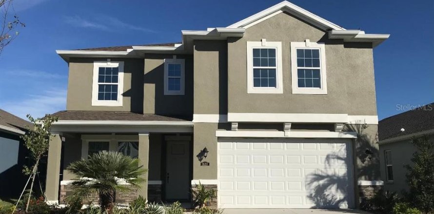 House in Tampa, Florida 5 bedrooms, 241.36 sq.m. № 1837069