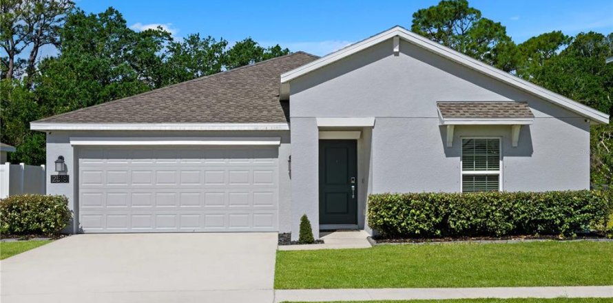 House in Edgewater, Florida 3 bedrooms, 143.07 sq.m. № 1652378