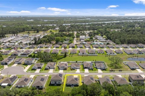 House in Edgewater, Florida 3 bedrooms, 143.07 sq.m. № 1652378 - photo 28