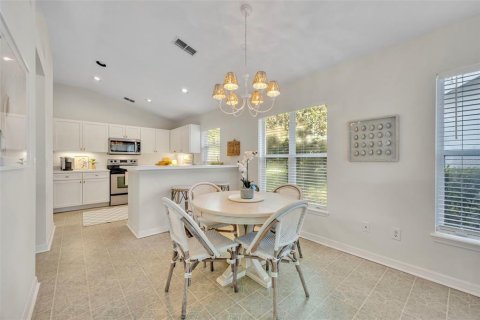 Villa ou maison à vendre à Mount Dora, Floride: 2 chambres, 140.75 m2 № 1881271 - photo 14