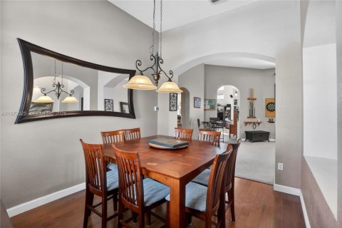 House in Miramar, Florida 5 bedrooms, 344.39 sq.m. № 2042277 - photo 28