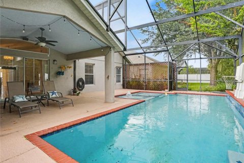 Casa en venta en Orlando, Florida, 4 dormitorios, 198.81 m2 № 2239689 - foto 2