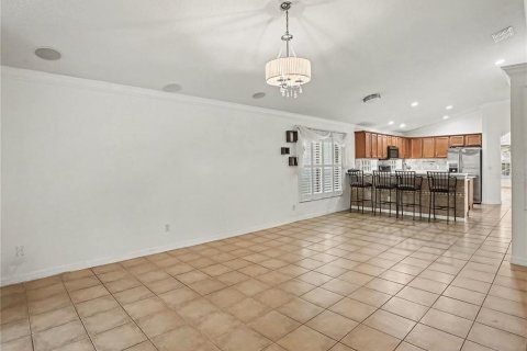 Casa en venta en Orlando, Florida, 4 dormitorios, 198.81 m2 № 2239689 - foto 13