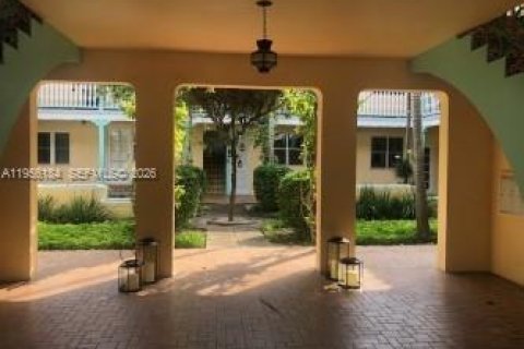 Apartment in Miami Beach, Florida 1 bedroom, 51.1 sq.m. № 2153452