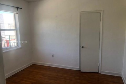 Снять в аренду квартиру в Майами-Бич, Флорида 1 спальня, 51.1м2, № 2153452 - фото 6