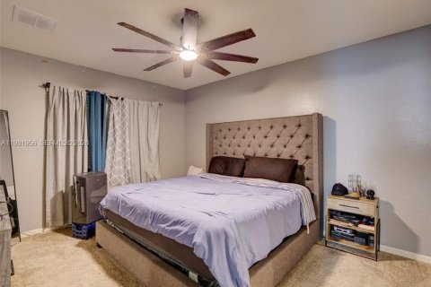 Casa en alquiler en Palm Bay, Florida, 4 dormitorios № 2050187 - foto 16