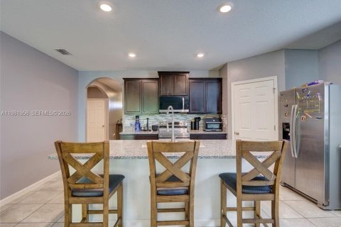 Casa en alquiler en Palm Bay, Florida, 4 dormitorios № 2050187 - foto 15