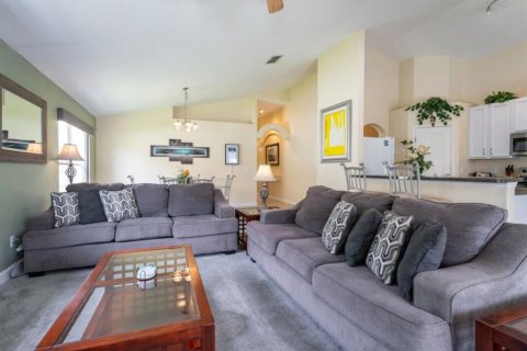 Casa en venta en Davenport, Florida, 4 dormitorios, 177.91 m2 № 1915478 - foto 13