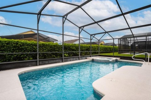 Casa en venta en Davenport, Florida, 4 dormitorios, 177.91 m2 № 1915478 - foto 4