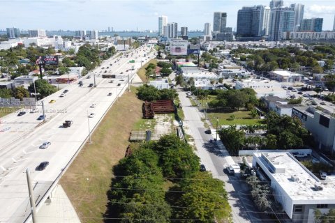 Terreno en venta en Miami, Florida № 1862217 - foto 8