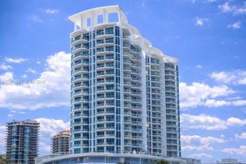 Кондоминиум с 1 спальней в Майами-Бич, Флорида № 2020741