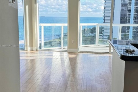 Купить кондоминиум в Майами-Бич, Флорида 1 спальня, 76.09м2, № 2020741 - фото 23