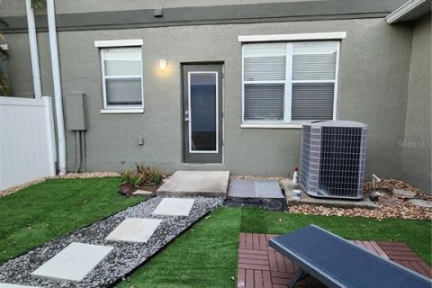 Adosado en alquiler en Orlando, Florida, 3 dormitorios, 130.16 m2 № 1905150 - foto 3