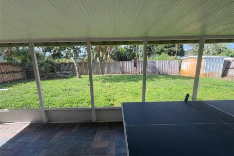 House in Saint Petersburg, Florida 2 bedrooms, 100.43 sq.m. № 1911103 - photo 21