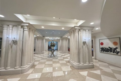 Condominio en alquiler en Sunny Isles Beach, Florida, 3 dormitorios, 134.43 m2 № 1993759 - foto 19