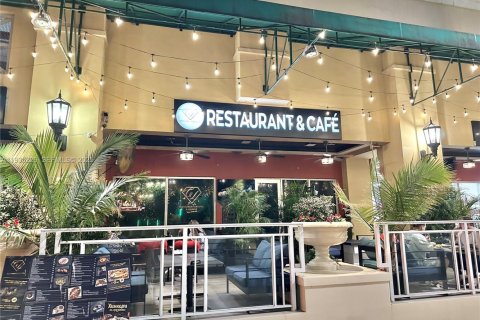 Condominio en alquiler en Sunny Isles Beach, Florida, 3 dormitorios, 134.43 m2 № 1993759 - foto 26