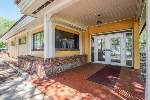 Immobilier commercial à louer à Vero Beach, Floride: 294.31 m2 № 2166346 - photo 3