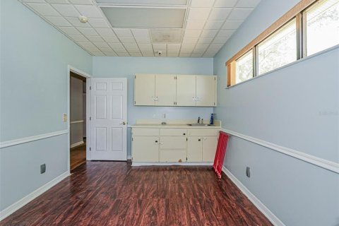 Immobilier commercial à louer à Vero Beach, Floride: 294.31 m2 № 2166346 - photo 23