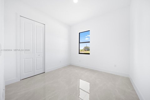 Casa en venta en Lehigh Acres, Florida, 3 dormitorios № 2278772 - foto 26