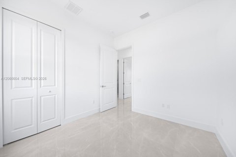 Casa en venta en Lehigh Acres, Florida, 3 dormitorios № 2278772 - foto 25
