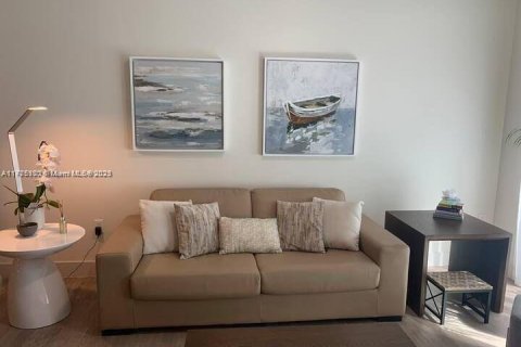 Купить кондоминиум в Холливуд, Флорида 1 спальня, 75.99м2, № 1980272 - фото 10