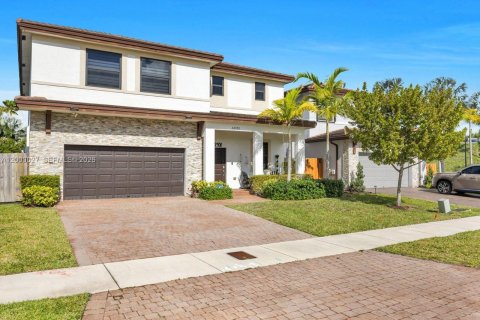 Villa ou maison à vendre à Homestead, Floride: 4 chambres, 239.59 m2 № 2170121 - photo 2