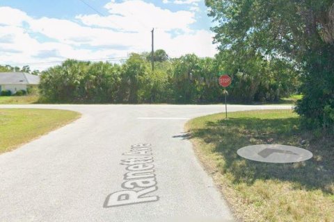 Terreno en venta en Port Charlotte, Florida № 2112547 - foto 2