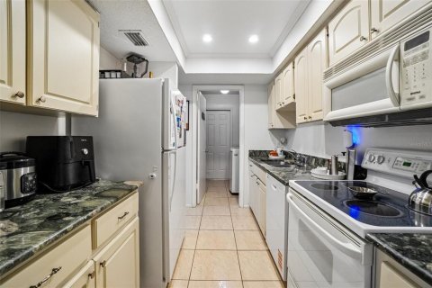 Condominio en venta en Pinellas Park, Florida, 3 dormitorios, 157.93 m2 № 2222250 - foto 13