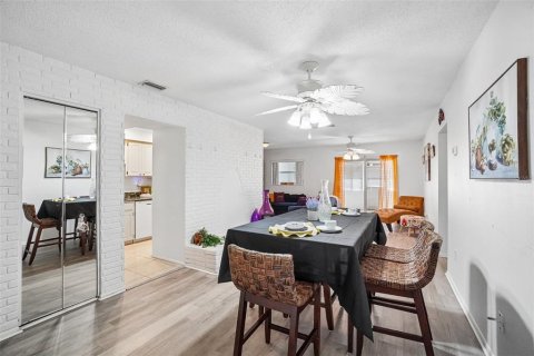 Condominio en venta en Pinellas Park, Florida, 3 dormitorios, 157.93 m2 № 2222250 - foto 4