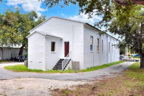 Immobilier commercial à louer à Winter Haven, Floride: 432 m2 № 2102920 - photo 7