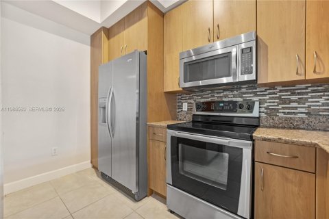 Купить кондоминиум в Холливуд, Флорида 1 спальня, 73.86м2, № 2056986 - фото 18