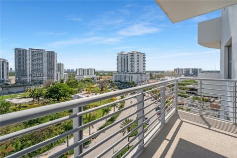 Купить кондоминиум в Холливуд, Флорида 1 спальня, 73.86м2, № 2056986 - фото 6