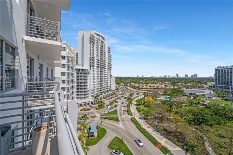 Купить кондоминиум в Холливуд, Флорида 1 спальня, 73.86м2, № 2056986 - фото 4