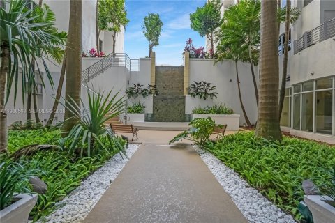 Купить кондоминиум в Холливуд, Флорида 1 спальня, 73.86м2, № 2056986 - фото 9