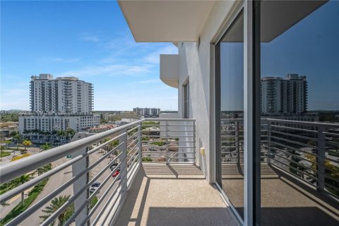 Купить кондоминиум в Холливуд, Флорида 1 спальня, 73.86м2, № 2056986 - фото 7