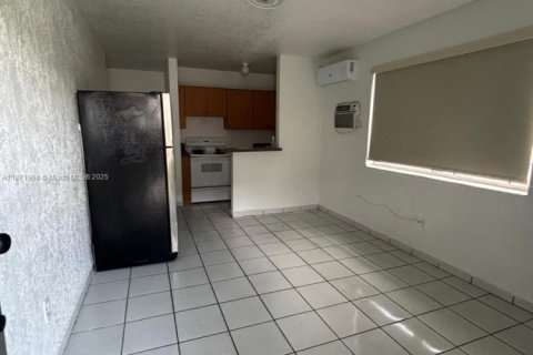 Appartement à louer à Miami, Floride: 1 chambre, 55.74 m2 № 2194801 - photo 7