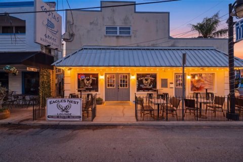 Casa en Tarpon Springs, Florida 2 dormitorios, 257.53 m2 № 2137476
