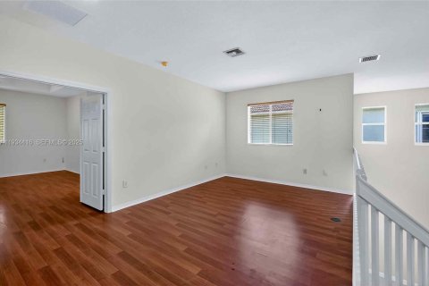 Casa en alquiler en Cutler Bay, Florida, 3 dormitorios, 197.51 m2 № 1992754 - foto 23