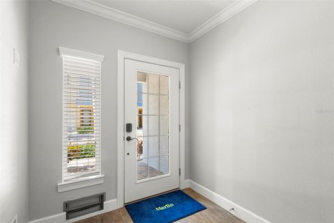 Townhouse in Saint Petersburg, Florida 3 bedrooms, 178.37 sq.m. № 1866784 - photo 5