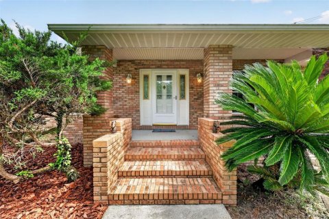 Villa ou maison à vendre à Eustis, Floride: 3 chambres, 217.76 m2 № 2415573 - photo 15