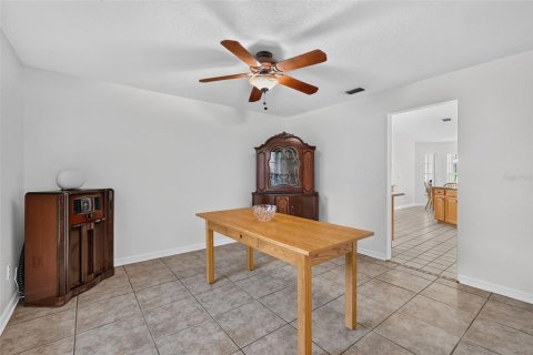 Villa ou maison à vendre à Eustis, Floride: 3 chambres, 217.76 m2 № 2415573 - photo 29