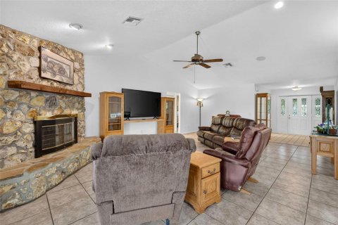 Villa ou maison à vendre à Eustis, Floride: 3 chambres, 217.76 m2 № 2415573 - photo 21